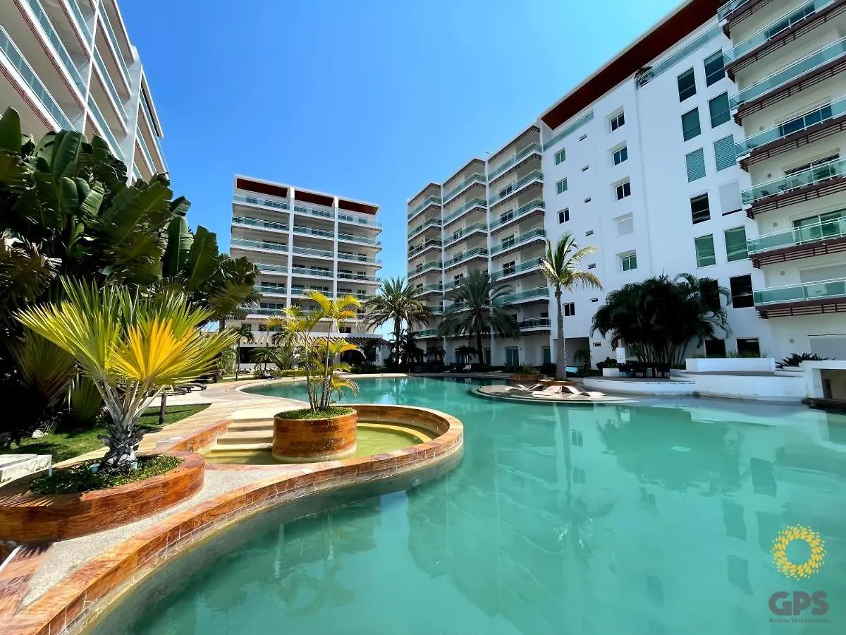 View Of The Pool And Facing The Marina - 2009G Apartment Mazatlan Mexico
